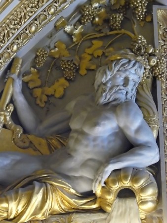 &Delta;&iota;ό&nu;&upsilon;&sigma;&omicron;&sigmaf;, &delta;&iota;&alpha;&kappa;&omicron;&sigma;&mu;&eta;&tau;&iota;&kappa;ό