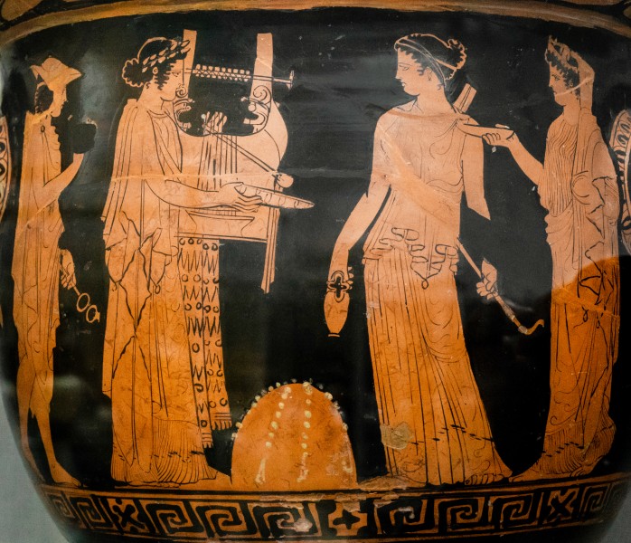 Ἀ&pi;ό&lambda;&lambda;&omega;&nu;, Ἑ&rho;&mu;ῆ&sigmaf;, Ἄ&rho;&tau;&epsilon;&mu;&iota;&sigmaf; &kappa;&alpha;ὶ &Lambda;&eta;&tau;ὼ &gamma;ύ&rho;&omega; ἀ&pi;ὸ &tau;ὸ&nu; Ὀ&mu;&phi;&alpha;&lambda;ό