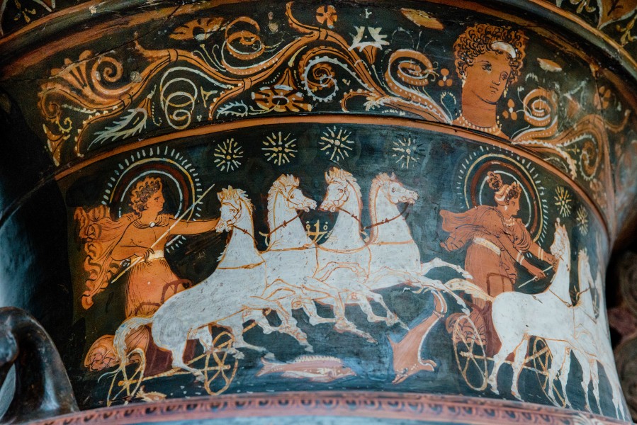 Ἥ&lambda;&iota;&omicron;&sigmaf; &kappa;&alpha;ὶ &Sigma;&epsilon;&lambda;ή&nu;&eta;&nbsp;&sigma;&tau;ὰ ἅ&rho;&mu;&alpha;&tau;ά &tau;&omicron;&upsilon;&sigmaf;