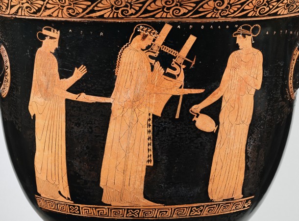 &Lambda;&eta;&tau;ώ, Ἀ&pi;ό&lambda;&lambda;&omega;&nu;, &kappa;&alpha;ὶ Ἄ&rho;&tau;&epsilon;&mu;&iota;&sigmaf;