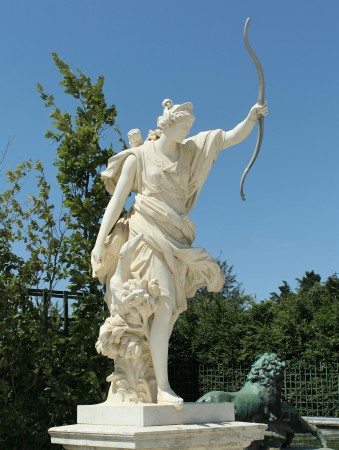 Ἄ&rho;&tau;&epsilon;&mu;&iota;&sigmaf; &Kappa;&upsilon;&nu;&eta;&gamma;έ&tau;&iota;&sigmaf;