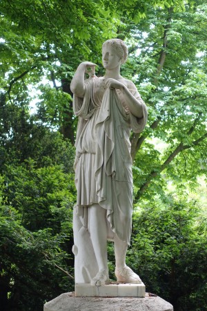 Ἄ&rho;&tau;&epsilon;&mu;&iota;&sigmaf; (&Nu;&tau;&iota;ά&nu;&alpha; &tau;&omicron;ῦ &Gamma;&kappa;ά&mu;&pi;&iota;)