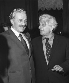 Ὀ&delta;&upsilon;&sigma;&sigma;έ&alpha;&sigmaf; &Delta;&eta;&mu;&eta;&tau;&rho;&iota;ά&delta;&eta;&sigmaf;